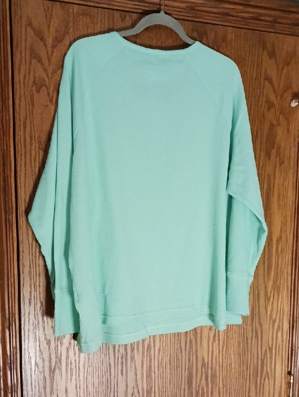 NWT Women's Cj Banks Pull Over Long Sleeve 6 Button 1/2 Rounded Neckline Top - Picture 4 of 8